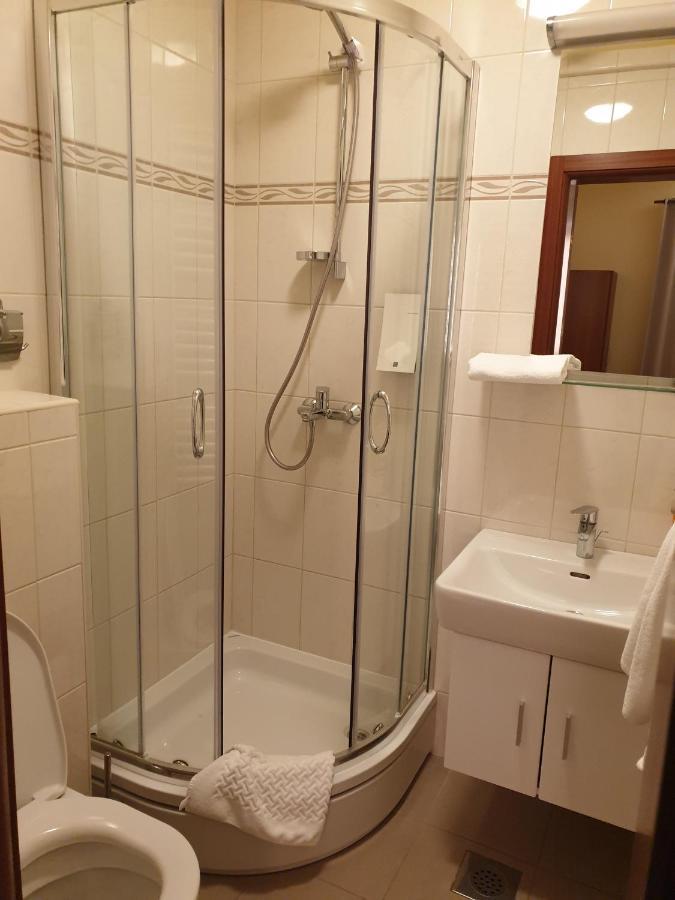 Hotel Roski Slap Дрниш Экстерьер фото