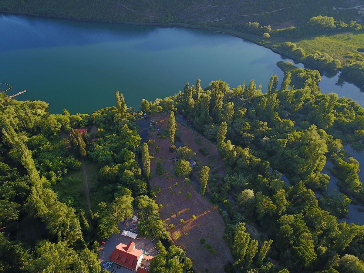 Hotel Roski Slap Дрниш Экстерьер фото